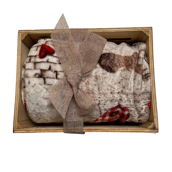 Plaid met Wintermotief 1,30 x 1,60 meter in leuk deco kistjes HOME