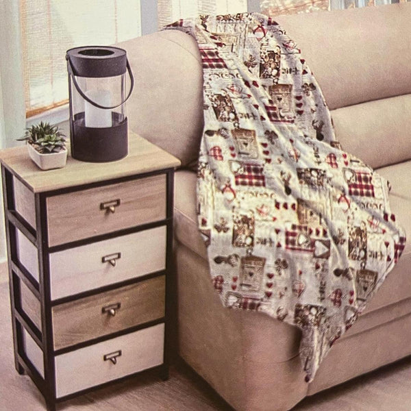 Plaid met Wintermotief 1,30 x 1,60 meter in leuk deco kistjes HOME