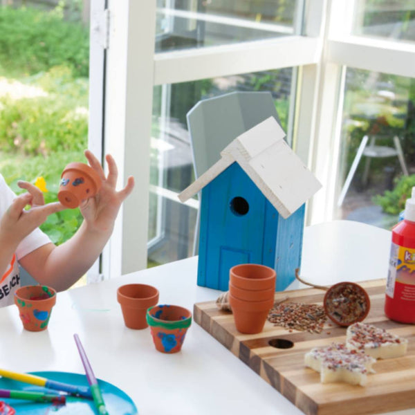 Maak je Tuin Levendig met Vogelvoerklokjes - Een Leuke DIY Activiteit voor Jou en de Kinderen!"